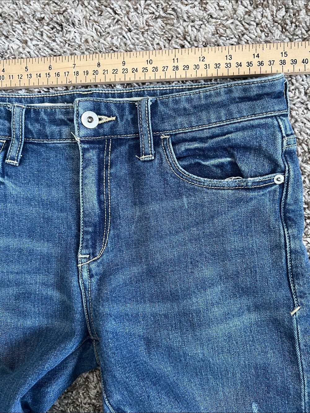 EUC Pilcro and the Letterpress Slim Boyfriend Jeans Raw Hem Distressed Size 27 - Picture 13 of 13